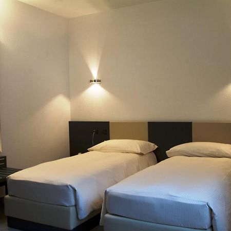 Hotel San Lorenzo Chiavenna Exterior photo